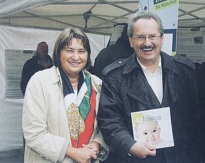 Frau Gabriele Schmidt-Maaß  - hier mit dem Münchner Alt-OB Christian Ude - war viele Jahre Klinikdirektorin in Harlaching. Sie ist zudem Antikorruptionsbeauftragte für die München Klinik gGmbH