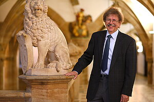 Prof. Reinhard Roos - langjähriger Chefarzt der Kinderklinik Harlaching, Gründungsmitglied und langjähriger 2. Vorsitzender des Harl.e.kin e.V., Kinderarzt und Neonatologe