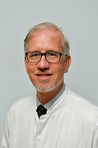 Prof. Dr. med. Marcus Krüger ist im Beirat im Harl.e.kin e.V.